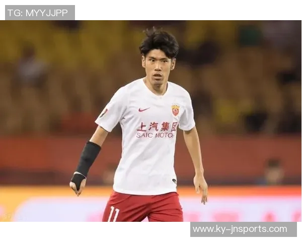 崇明六虎之一吕文君退役后执教海港四度夺中超冠军 崇明六虎之一吕文君退役后执教海港四度夺中超冠军